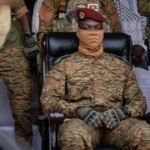 Burkina Faso kunngjør &laquo;avbrudd av diplomatiske forbindelser&raquo; med Frankrike etter år med sterke spenninger