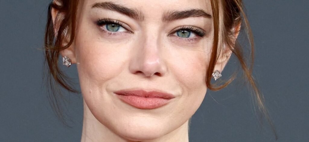 Emma-Stone-vanity-1300.jpg