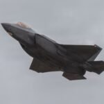Etter hvert som Iran-krigen eskalerer, utplasserer USA flere F-35 Stealth Fighters til Midtøsten