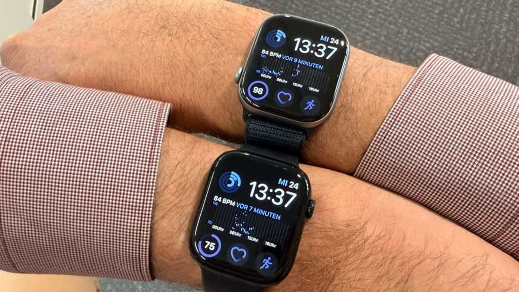 230395-0-29234300-1790354536-AppleWatches10_11.jpg
