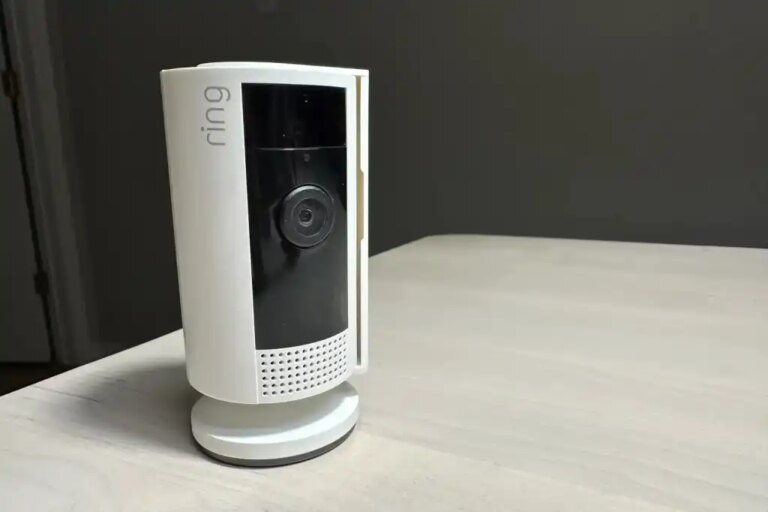 3243617-0-96863700-1790268287-Ring-indoor-cam.jpg