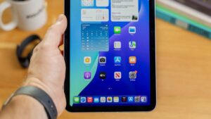 3244649-0-84403800-1790363850-iPad-Mini-7-2024-Review-7.jpg