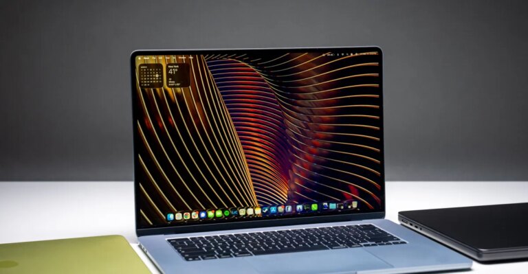 268408_Apple_MacBook_Air_15_M5_laptop_ADiBenedetto_0008.jpg