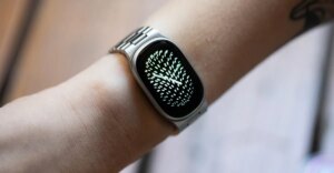 268783_Fitbit_edge_AKrales_0057.jpg