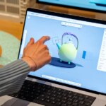 268836_MacBook_Pro_touchscreen_OLED_handson_ADiBenedetto_0043.jpg