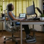 3241795-0-40667200-1790820018-LiberNovo-Omni-Desk-2.jpg