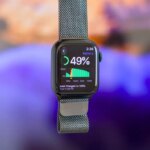 3255191-0-22235700-1791615919-Apple-Watch-battery-level.jpg