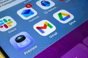 3256352-0-93938900-1791547225-Gmail-on-iPhone.jpeg
