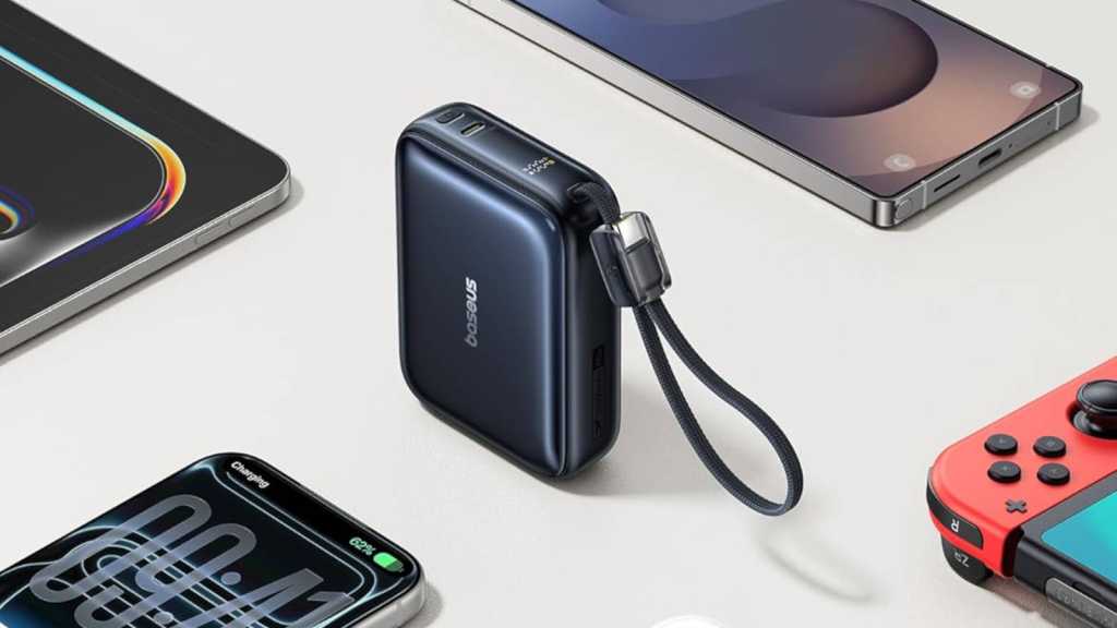 3260776-0-08597100-1791994065-Baseus-PicoGo-AC22-power-bank.jpg