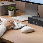 3266199-0-94136600-1792604653-HyperDrive-Thunderbolt-5-dock.jpg