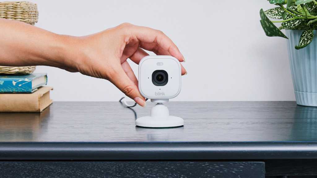 3272572-0-96124500-1793293747-Blink-Mini-2K-indoor-security-camera.jpg