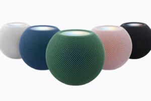 673049-0-13694500-1791900402-homepod-mini-2-colors.jpg